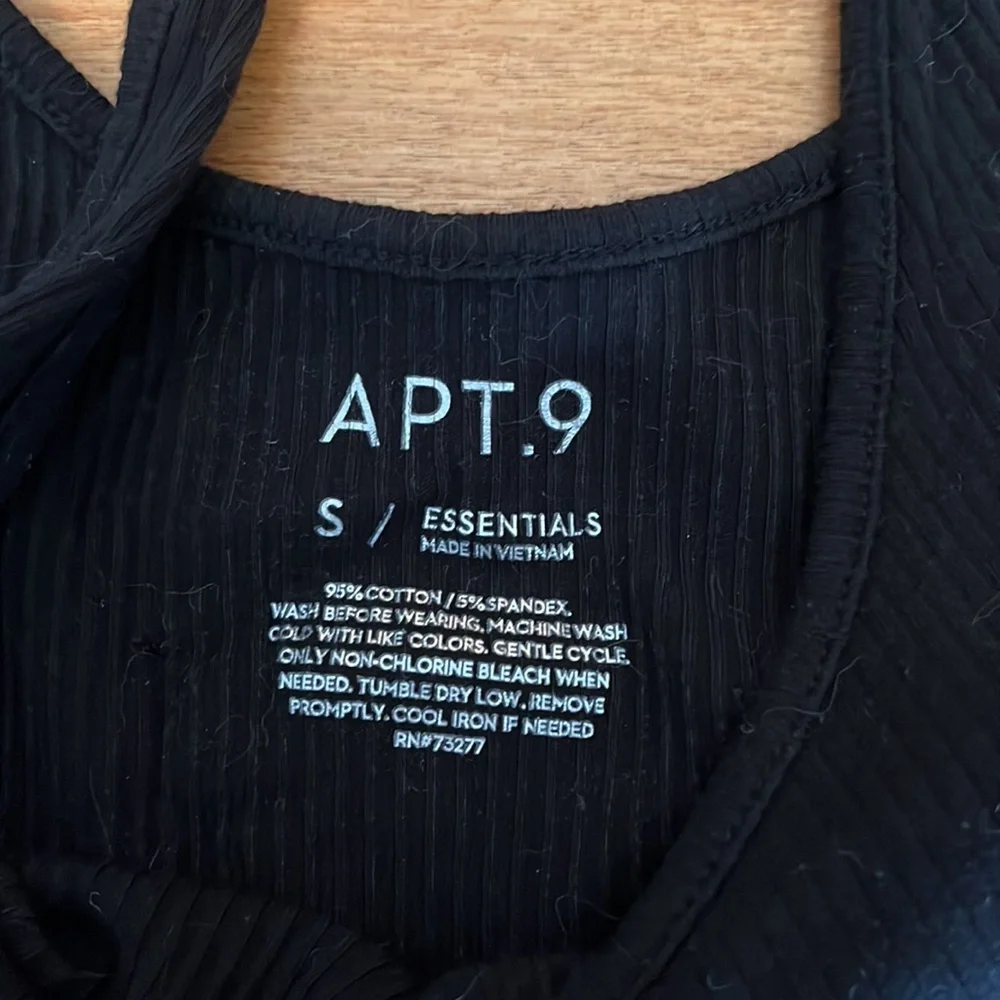 Tank - Picture 2 of 3